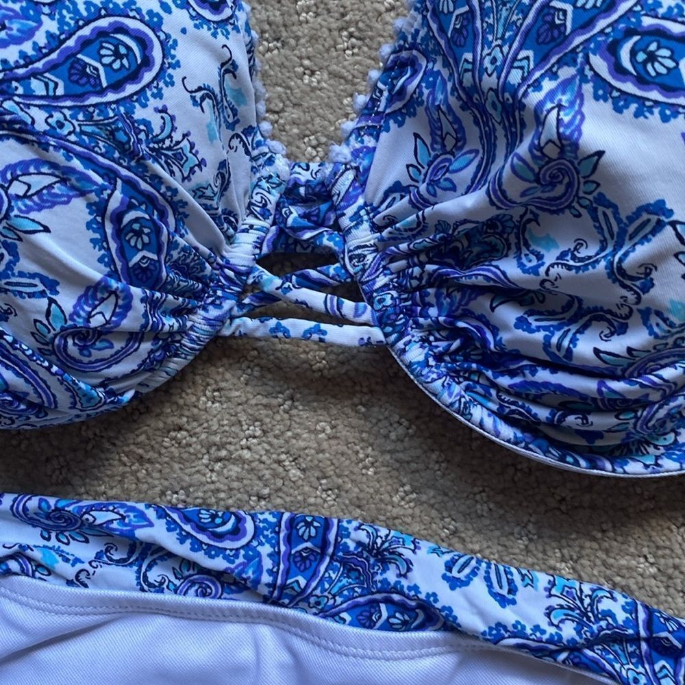 Bleu by Rod Beattie Paisley Bikini Set – High Waisted – Molded Cup Top – Size 12 - Picture 3 of 6